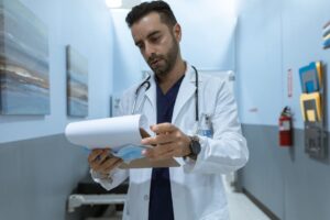 Concurso EBSERH 2026: Vagas Médicos – Salário R$ 11.464,58